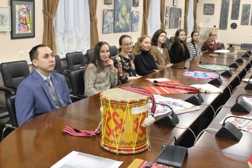 Санкт-Петербургра Сурхури паллă тунă