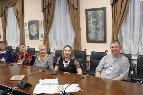 Санкт-Петербургра Сурхури паллă тунă