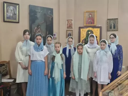 Николай Угаслов Хулаҫырми вӑтам шкул ачисене кӑҫал та Раштавпа саламларӗ