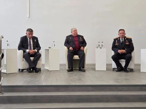 Раççей Геройӗсем Чăваш Енре шкул ачисем валли Паттăрлăх урокӗ ирттернӗ