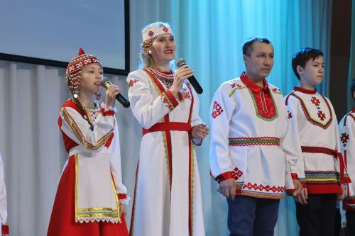 «Юратнă аттепе» фотоконкурс пуçланни çинчен пӗлтеретпӗр!