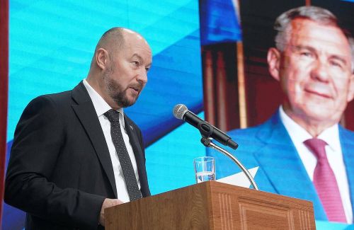 Республикăн чӗрӗ легенди Асгат Сафаров паян 65 çул тултарчӗ