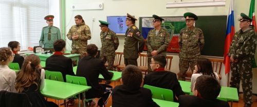 Паттăрлăх урокӗсенче – çар ветеранӗсем