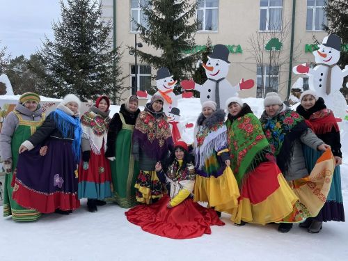 Аксури «Снеговик-фест»: пӗрле чух хӗллехи сивӗ кун та ăшăрах