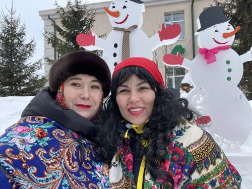 Аксури «Снеговик-фест»: пӗрле чух хӗллехи сивӗ кун та ăшăрах