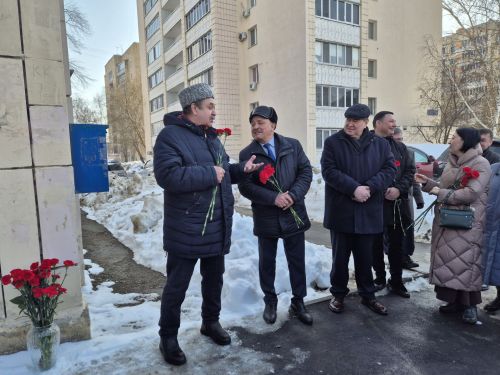 Шамиль Садыков: «Звезд много, солнце одно»