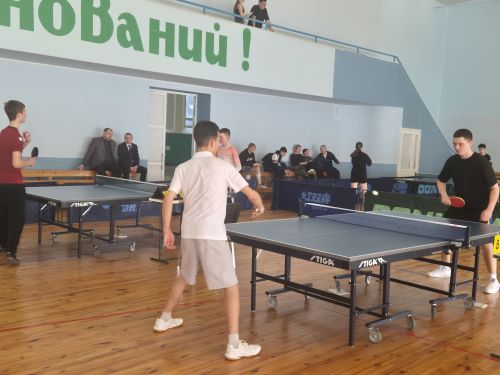 Нурлатра Владимир Иванова асӑнса сӗтелҫи теннисӗн турнирӗ иртрӗ