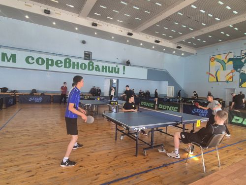 Нурлатра Владимир Иванова асӑнса сӗтелҫи теннисӗн турнирӗ иртрӗ