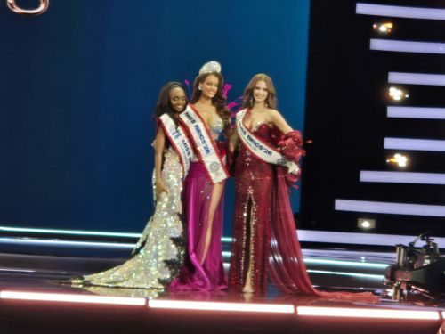 Валентина Алексеева - первая в мире «Мисс Брикс»