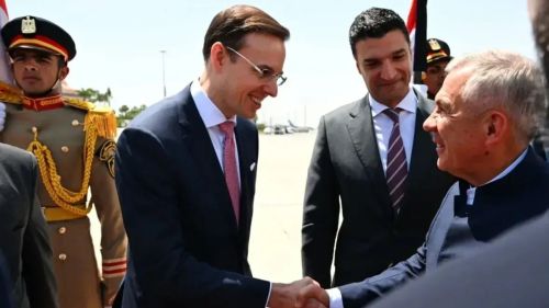 Рустам Минниханов ӗçпе Египета кайнă