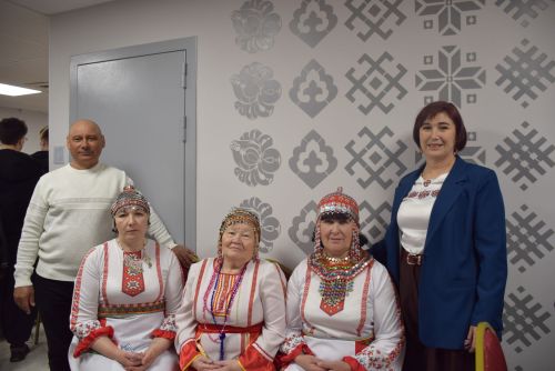 Хусанти Туслăх Çуртӗнче #МЫВМЕСТЕ Халăхсен хушшинчи преми клубне çӳрекенсен анлă тӗлпулăвӗ иртрӗ