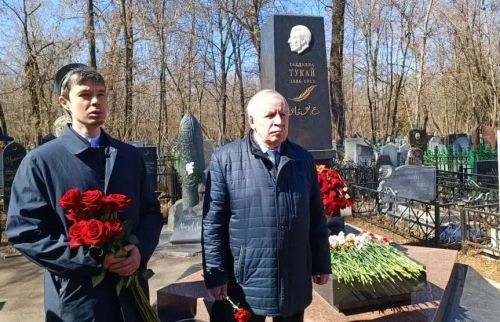 «Пирӗн Тукай» курав Асăну кунӗнче уçăлчӗ