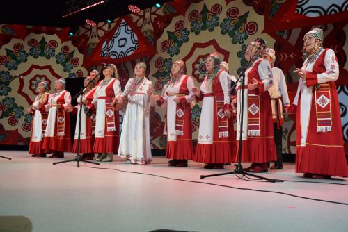 «БАЛКЫШ» ФЕСТИВАЛӖН ГАЛА-КОНЦЕРТНЕ «ХӖЛХЕМ» ЧĂВАШ ХАЛĂХ ФОЛЬКЛОР АНСАМБЛӖ ХУТШĂНЧӖ