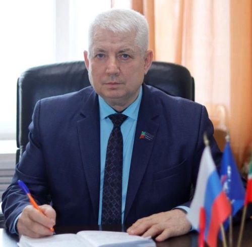 Çӗпрел районӗнчи Чăваш наципе культура центрӗн ертӳçи Алексей Ярухин 60 тултарчӗ
