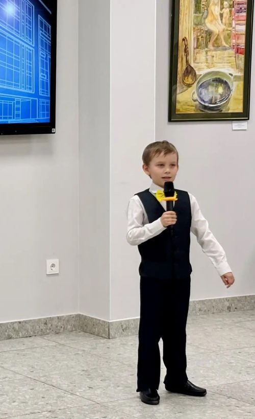«Родные мотивы»: в Казани открылась выставка Юрия и Татьяны Бердниковых