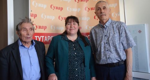 «Сувар» хаçатра аякри туссем хăнара пулчӗç