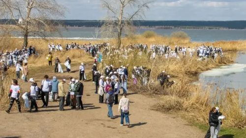 340 пин  çын санитарипе экологи икӗ уйăхлăхне хутшăннă