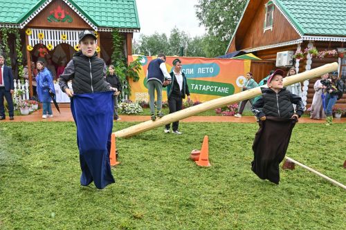 Ӗнер Хусанта харăсах виçӗ çӗрте Сабантуй иртрӗ