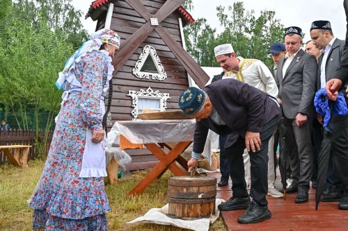 Ӗнер Хусанта харăсах виçӗ çӗрте Сабантуй иртрӗ