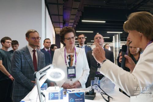 В Казани открылся VI Всероссийский форум «Обращение медицинских изделий НОВАМЕД-2026»