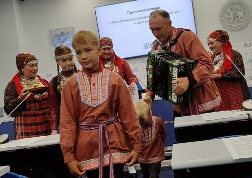 Шăматкун Пойкино ялне каяр, «Гырон быдтонта» савăнар