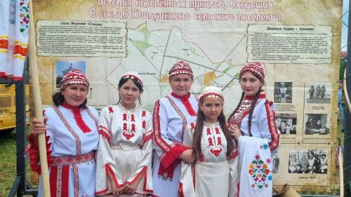 «Нарядный Сабантуй» фотоконкурсăн финалне виçӗ чăваш çемйи тухнă