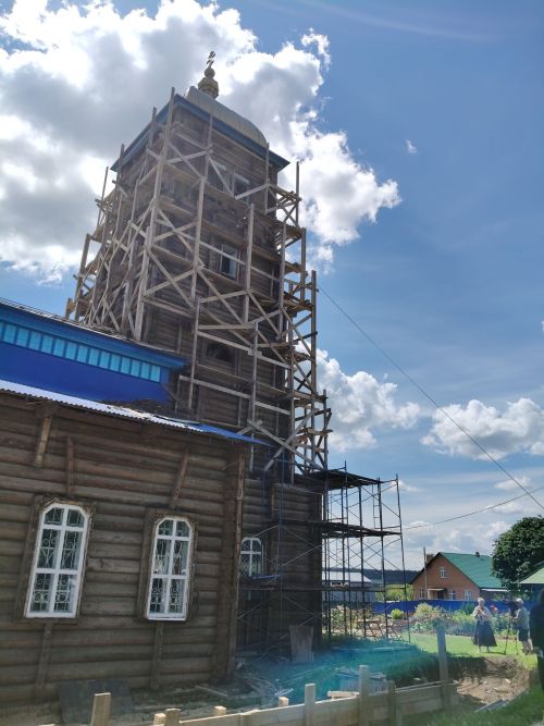 200 çул Пантелеймон патне çӳреççӗ
