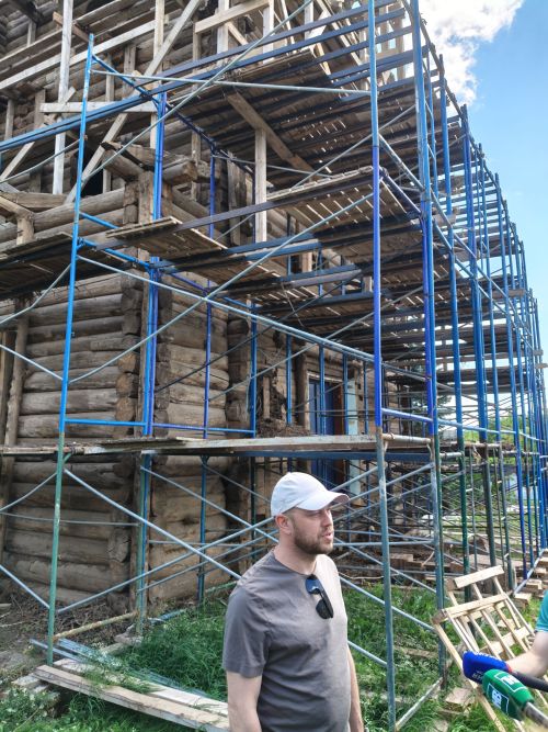 200 çул Пантелеймон патне çӳреççӗ