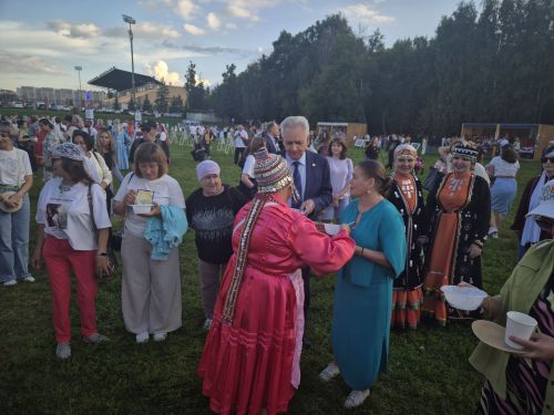 «Древо жизни» – авалхипе паянхине, несӗлсене çыхăнтаракан хаклă еткер