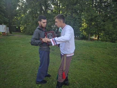 «Древо жизни» – авалхипе паянхине, несӗлсене çыхăнтаракан хаклă еткер