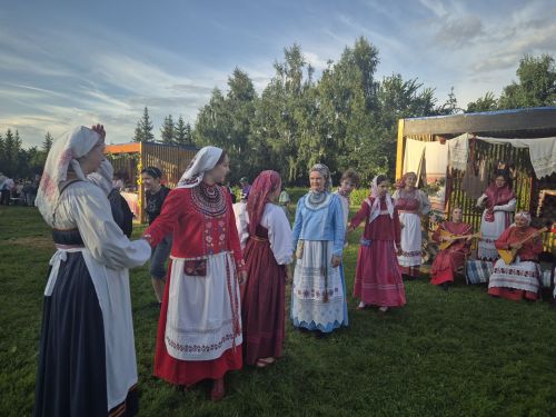«Древо жизни» – авалхипе паянхине, несӗлсене çыхăнтаракан хаклă еткер