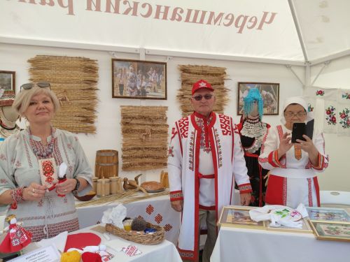 Уяв сăнӗсем