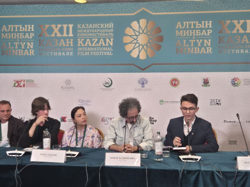 Тӗп номинаци çӗнтерӳçи «Алтын минбар» кинофестивале хупнă церемонире паллă пулать