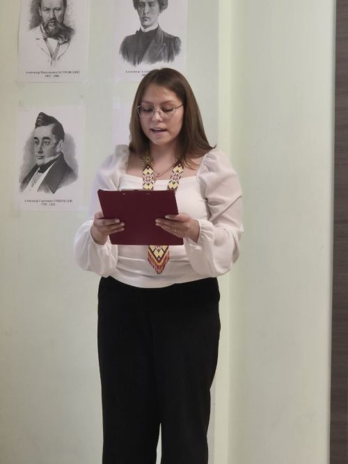 Раççей халăхӗсен тăван чӗлхисемпе шкул ачисен вулавӗ