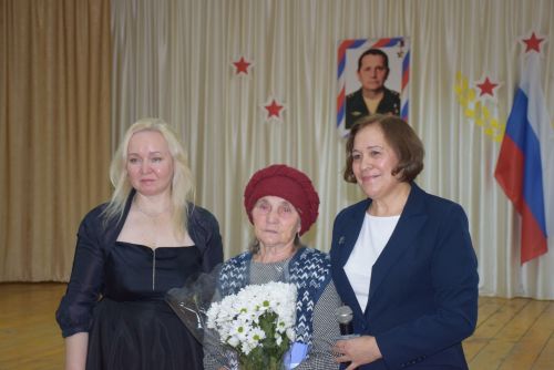 Ирина Кузьминан «Ангел малта, эпир ун хыççăн» кӗнекин хăтлавӗ: Кайпăç районӗнчи Кӳлпуç ялӗнче