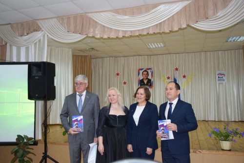 Ирина Кузьминан «Ангел малта, эпир ун хыççăн» кӗнекин хăтлавӗ: Кайпăç районӗнчи Кӳлпуç ялӗнче