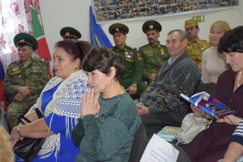«Ангел малта, эпир ун хыççăн» кӗнеке хăтлавӗ Аксу районӗнчи Саврăшпуç ялӗнче