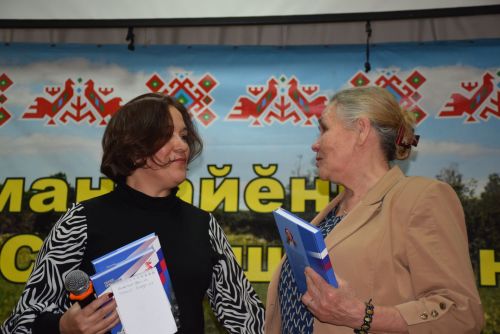 «Ангел малта, эпир ун хыççăн» кӗнеке хăтлавӗ Аксу районӗнчи Саврăшпуç ялӗнче