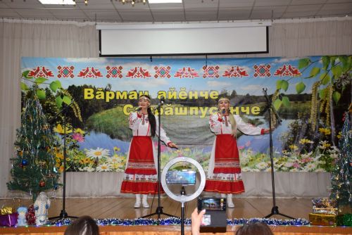 «Ангел малта, эпир ун хыççăн» кӗнеке хăтлавӗ Аксу районӗнчи Саврăшпуç ялӗнче