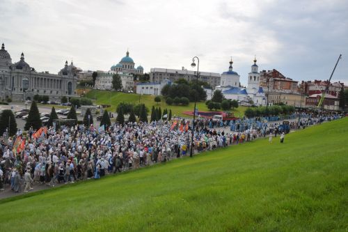 Мускав тата Пӗтӗм Руç Патриархӗ Кирилл Хусанта аслă кӗлӗ ирттерчӗ