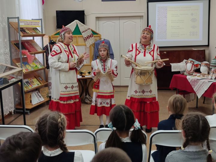 Лениногорскра ачасем чăваш культурипе паллашнă