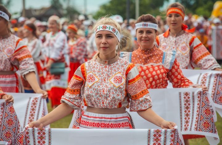 Паян Хусанта «Экият» ача-пăча культура центрӗнче Аксу районӗн культура кунӗ иртет