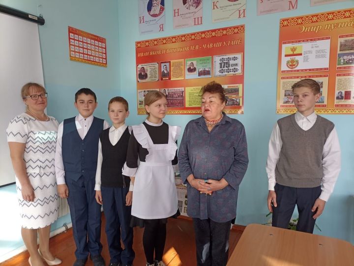 Пăва районӗнчи Чăваш Киштек шкулӗнче Светлана Асаматпа тӗлпулу иртнӗ