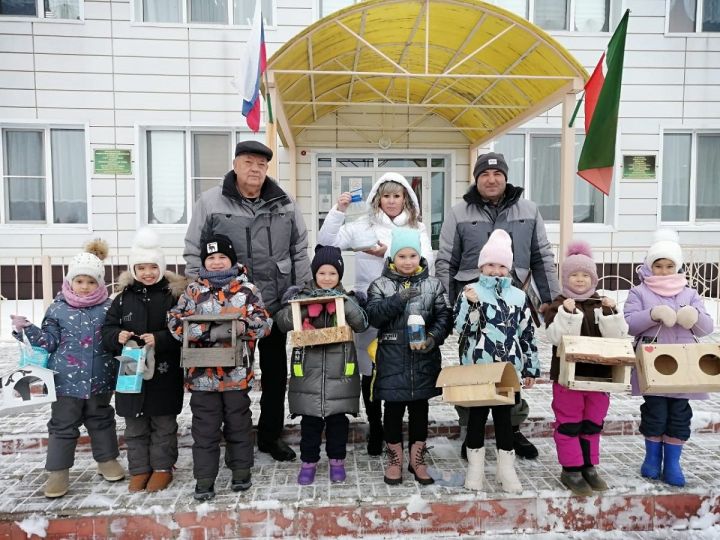Вӗçен кайăксем валли – сырăшсем