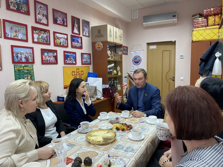 Ӗҫлӗ канашлу чей ӗҫнӗ вӑхӑтра иртрӗ