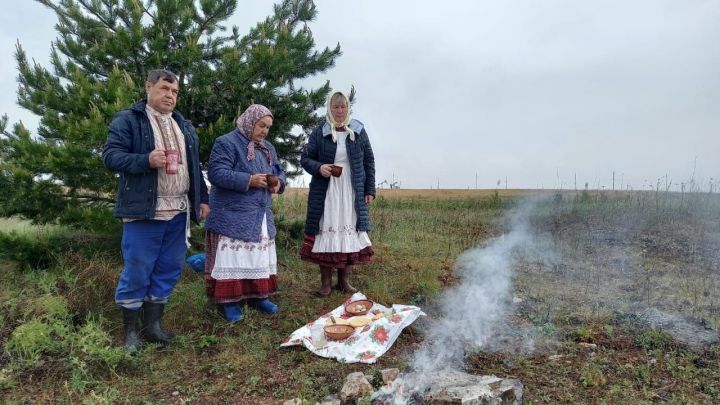 ÇАК ЙĂЛАНА ТУМАСĂР АКАНА ТУХМАН