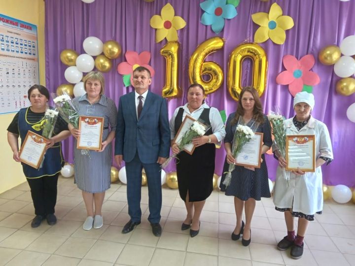 Çӗнӗ Йӗлмел шкулӗ 160 çулта