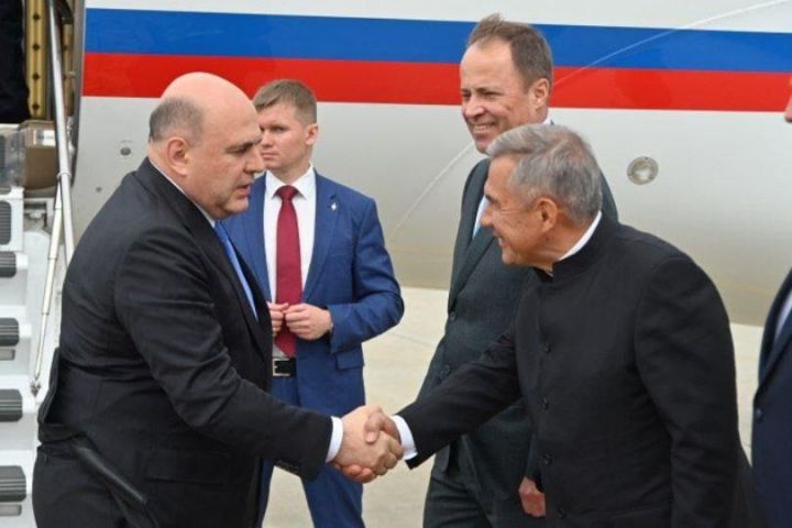 Раççей Федерацийӗн Правительствин Председателӗ Хусанта