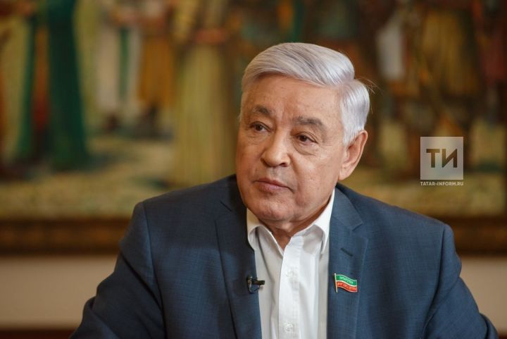 Поздравление Председателя Государственного Совета Республики Татарстан  Ф.Х. Мухаметшина с Международным днем парламентаризма