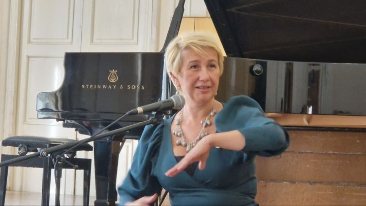 Ирада АЮПОВА: «КУЛЬТУРА ХĂЙХАЛЬЛӖХӖ – СУВЕРЕНИТЕТ  ПАЛĂРĂМӖ»